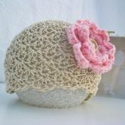 Crochet baby hat - Baby girl hat - Newborn baby hat - Beige - Tan - Pink flower - Organic cotton - Photo prop